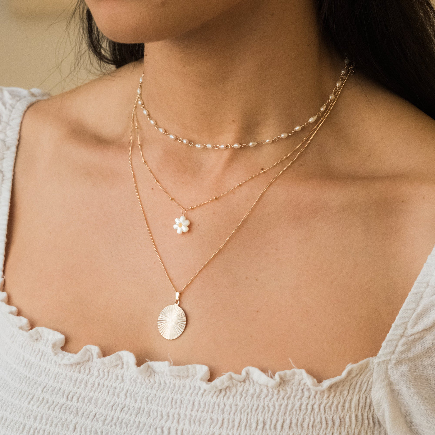 Daisy Necklace | Simple & Dainty Jewelry