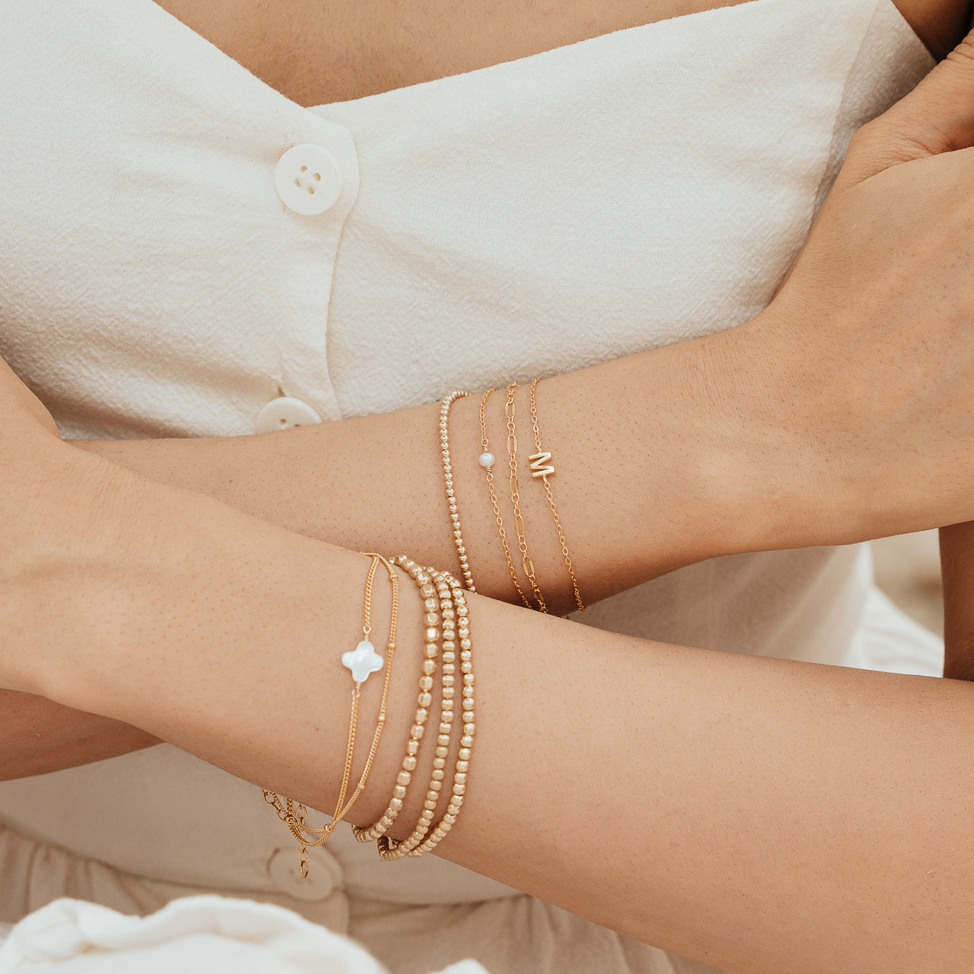 Hammered Stretch Bead Bracelet | Simple & Dainty Jewelry