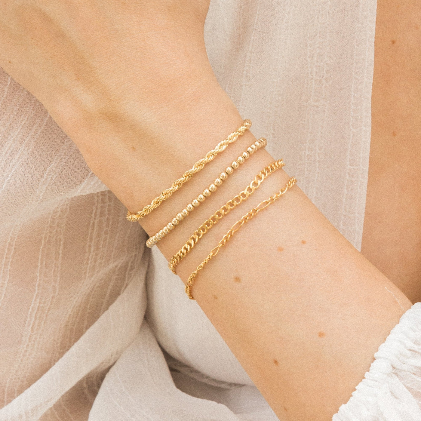 Chunky Rope Chain Bracelet by Simple & Dainty Jewelry