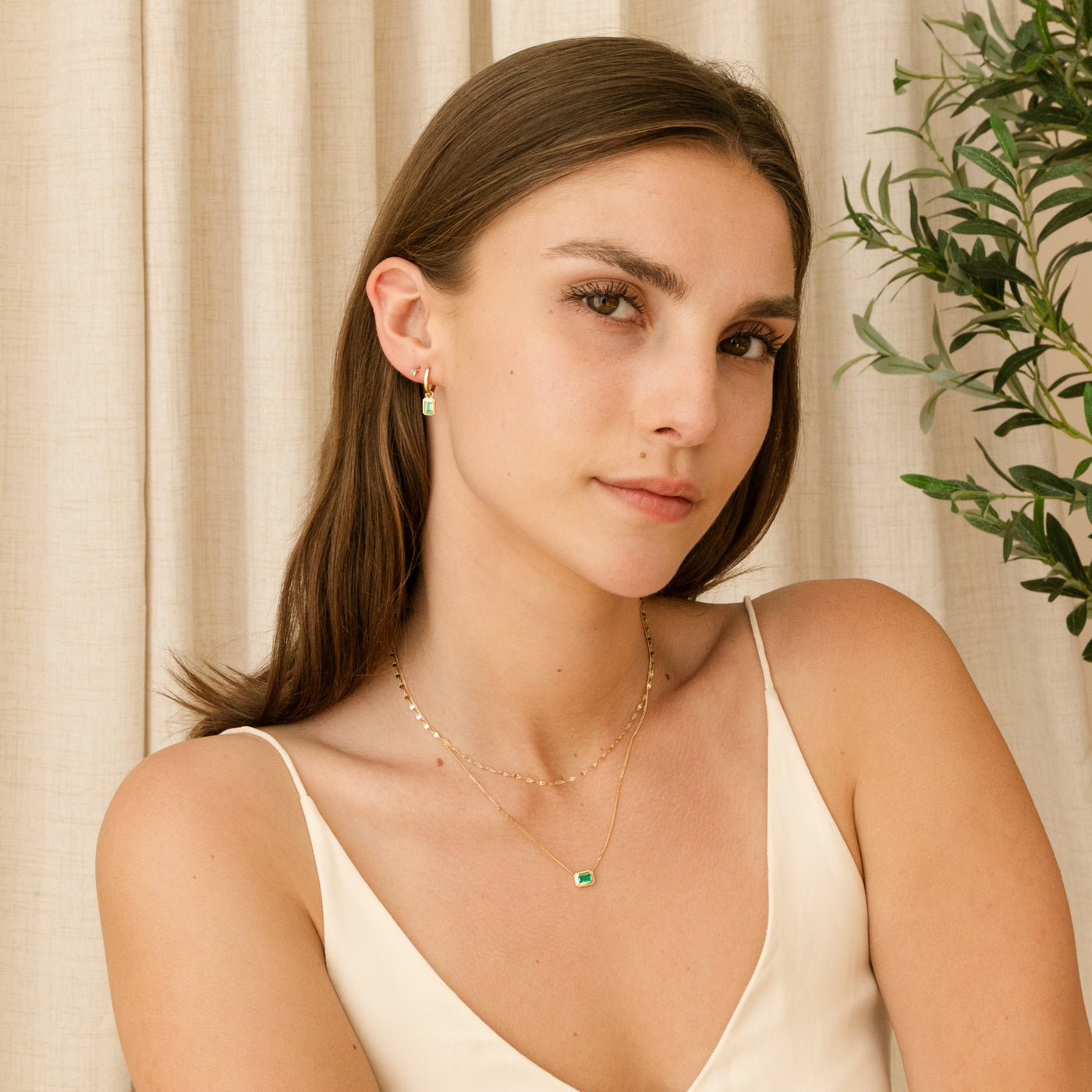 Ribbed Emerald Necklace | Simple & Dainty Jewelry
