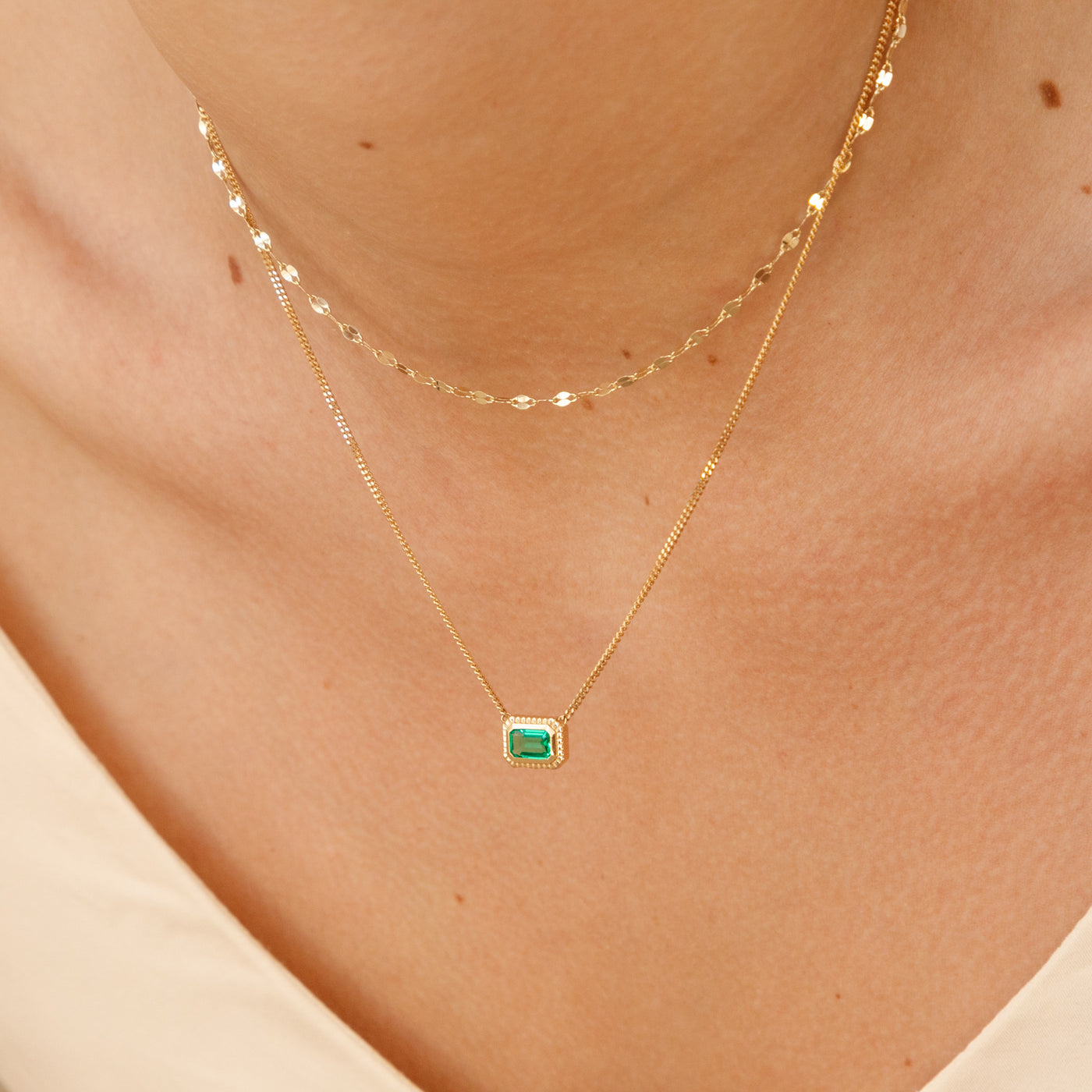 Ribbed Emerald Necklace | Simple & Dainty Jewelry
