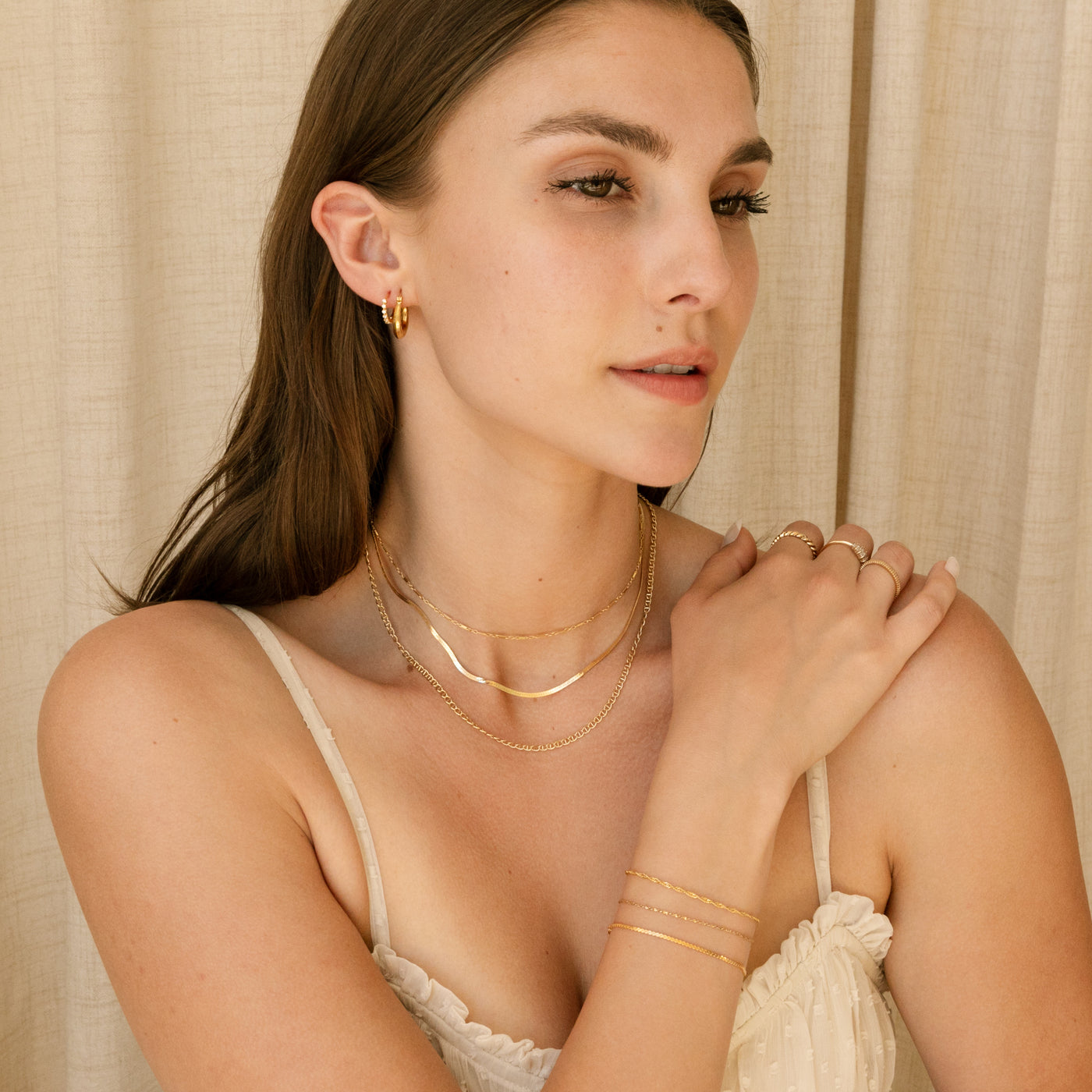 Dainty Serpentine Chain Bracelet