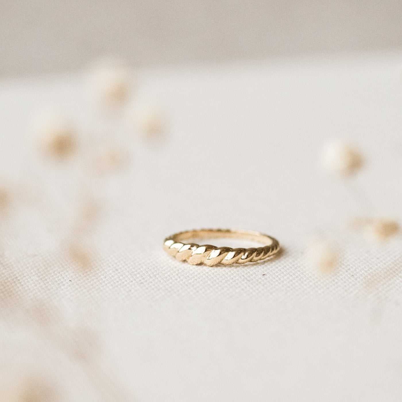 Croissant Ring | Simple & Dainty Jewelry