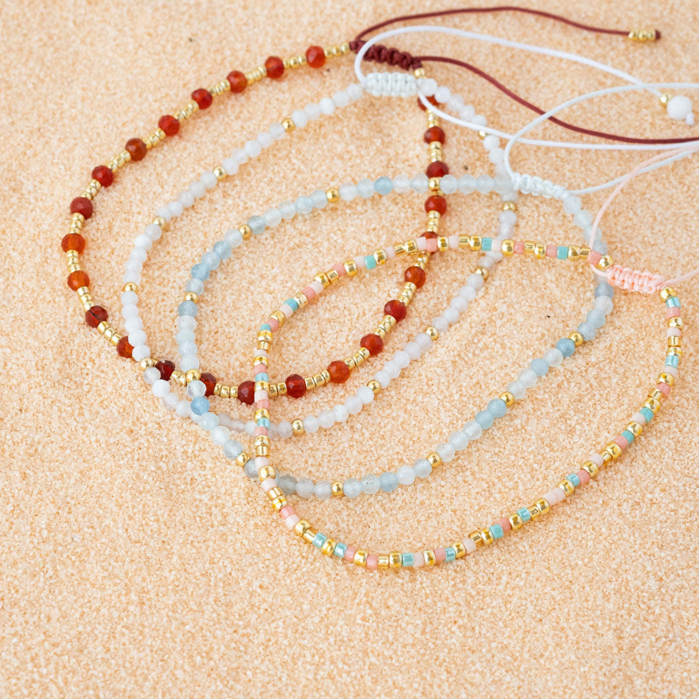 Dainty Pastel Bead Bracelet | Simple & Dainty Jewelry