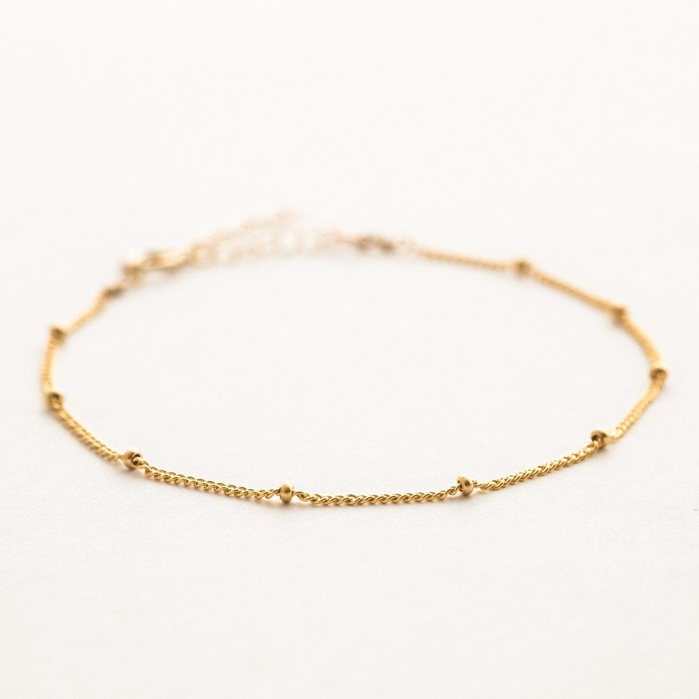 Dainty Satellite Chain Anklet | Simple & Dainty Jewelry