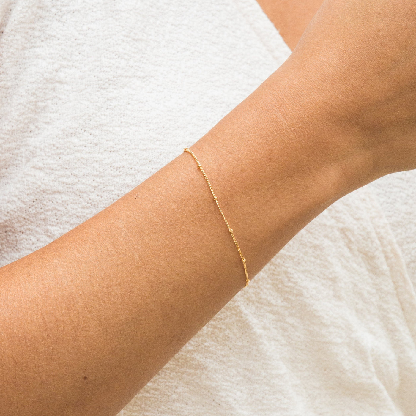 Dainty Satellite Chain Bracelet | Simple & Dainty Jewelry