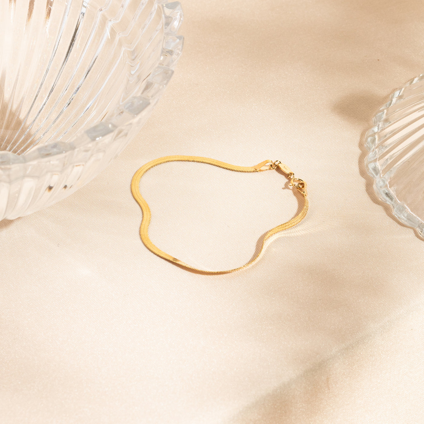 Herringbone Bracelet - 14k Solid Gold | Simple & Dainty Jewelry