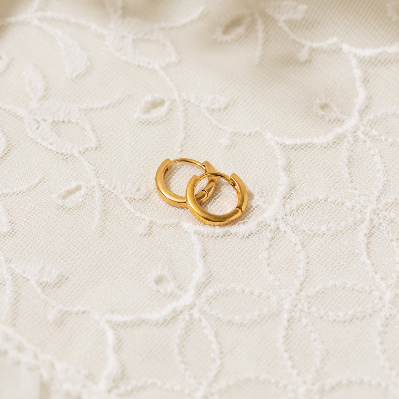 Modern Huggie Hoop Earrings | Simple & Dainty Jewelry