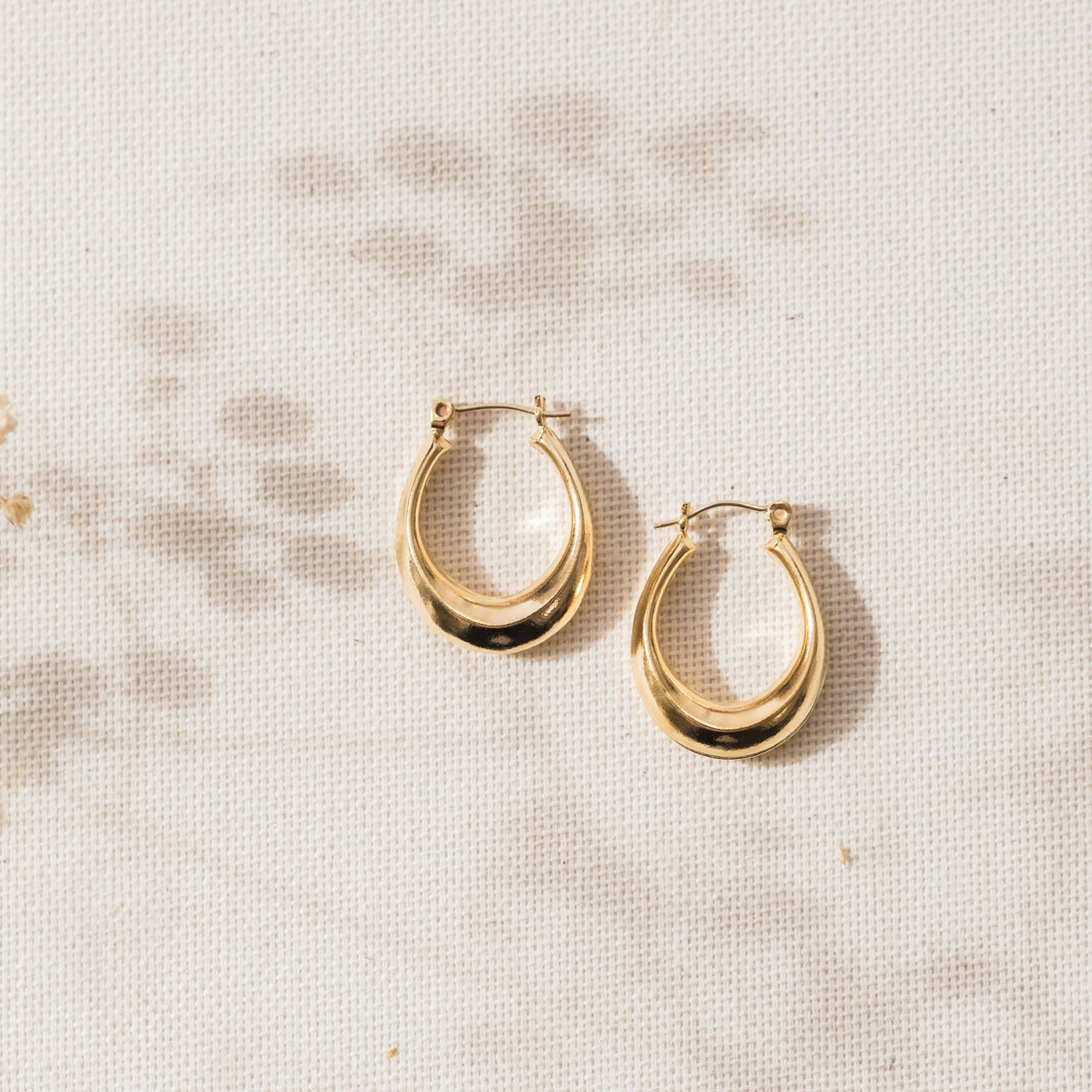 Oval Modern Hoop Earrings | Simple & Dainty Jewelry