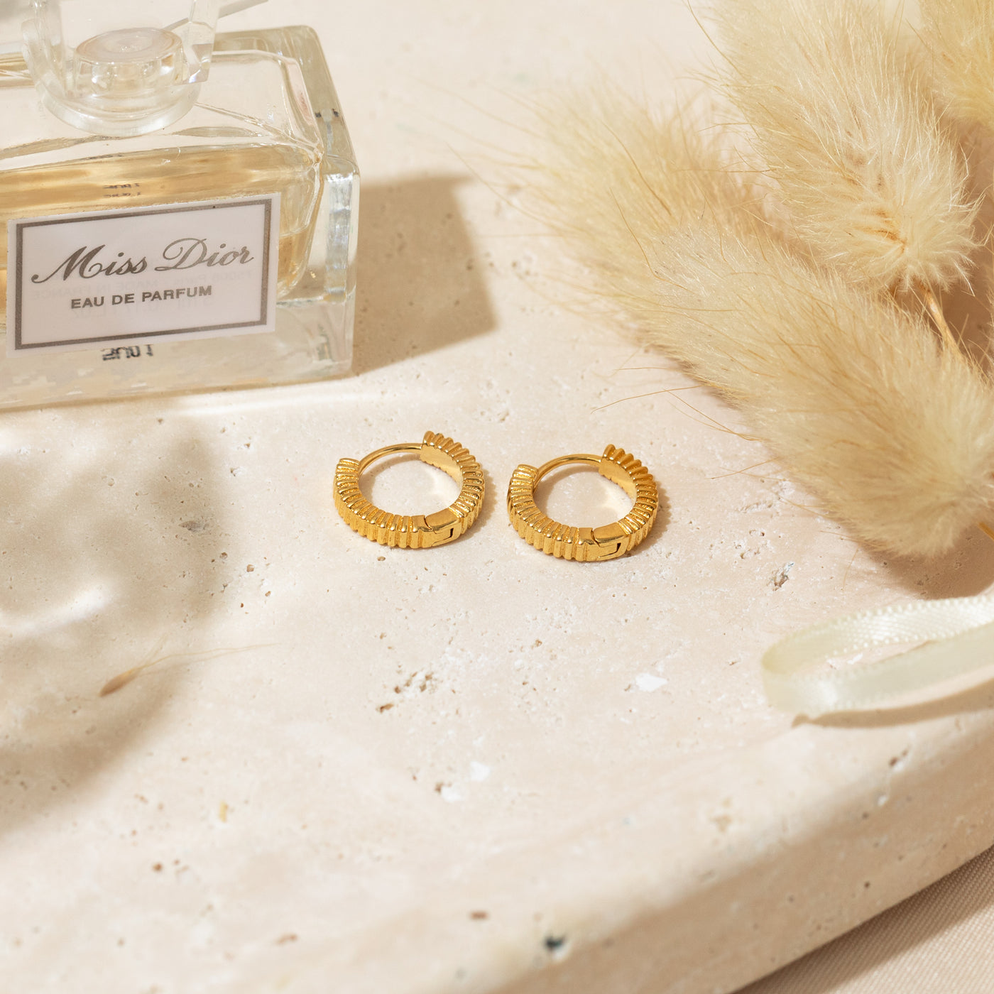 Ribbed Huggie Hoop Earrings | Simple & Dainty Jewelry