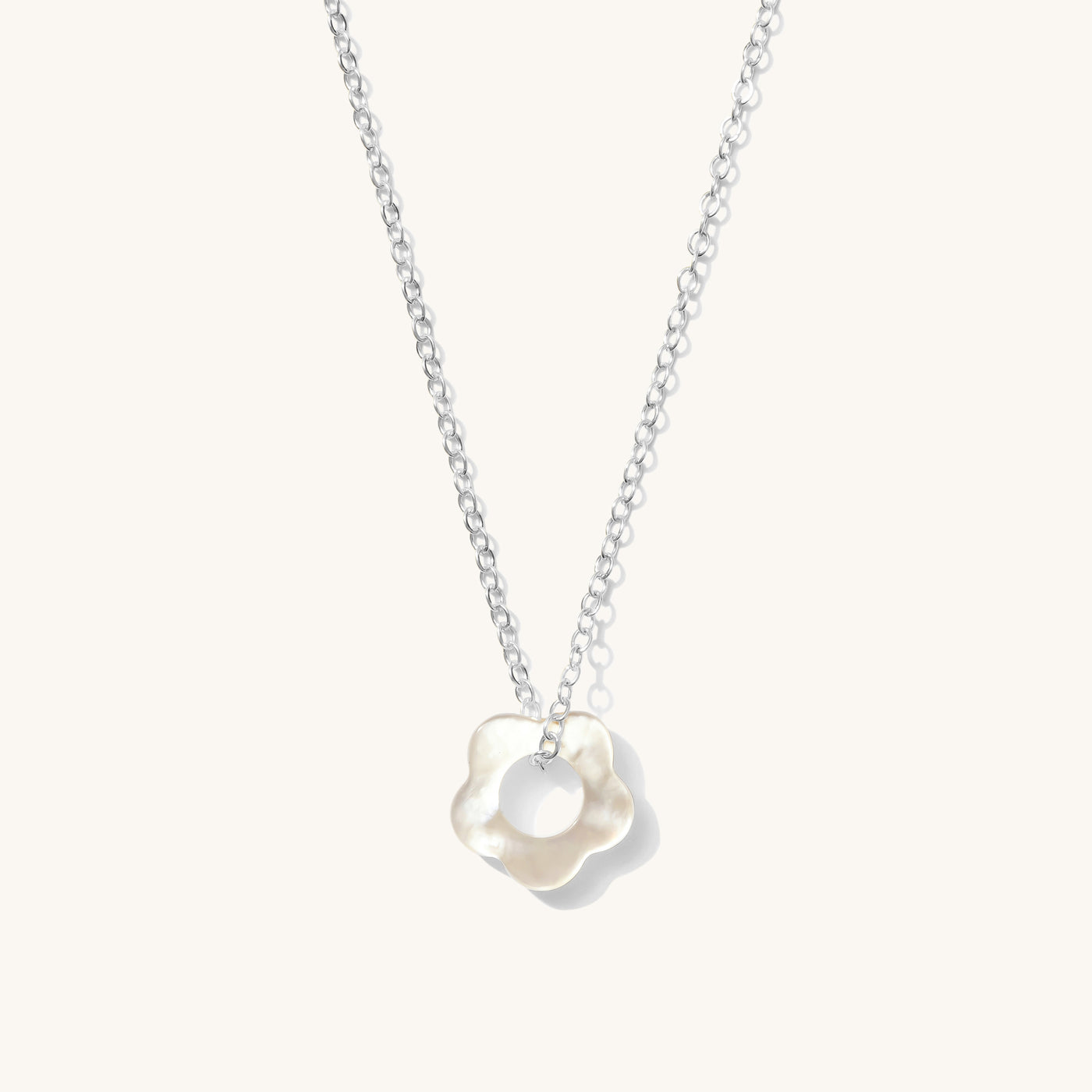 Flower Pearl Necklace