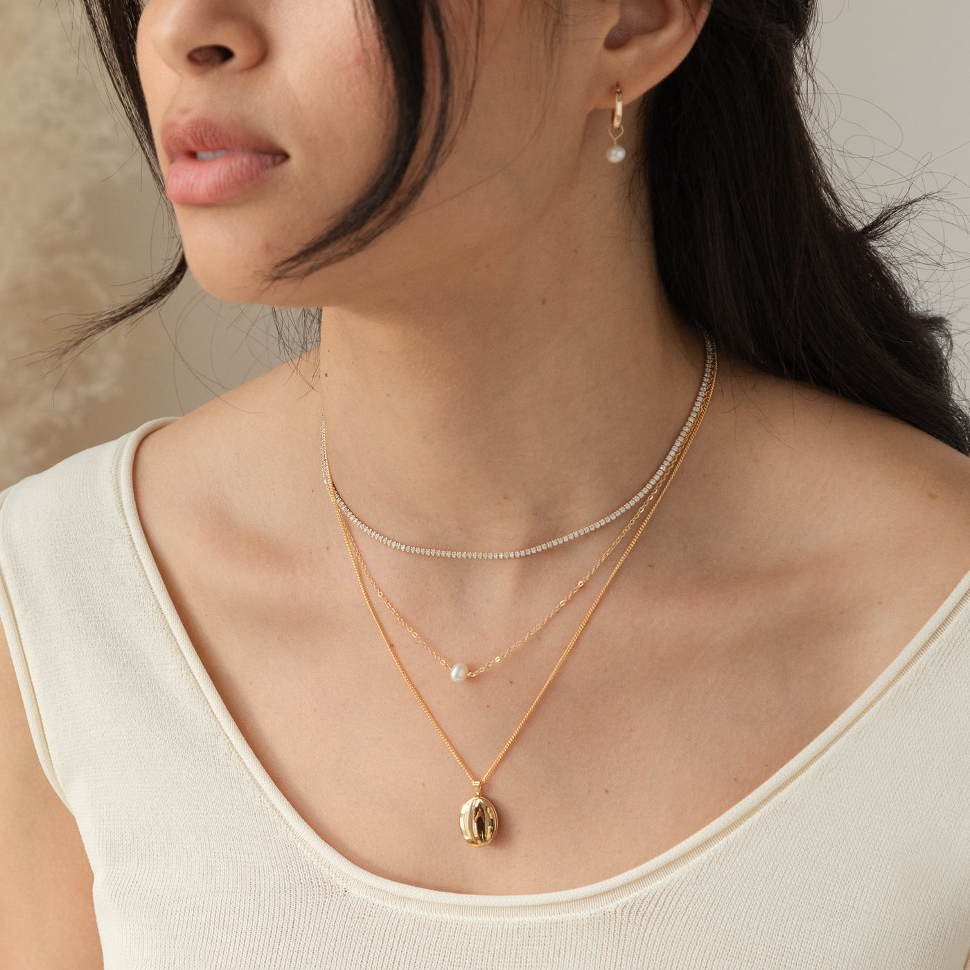 Oval Locket Necklace | Simple & Dainty Jewelry