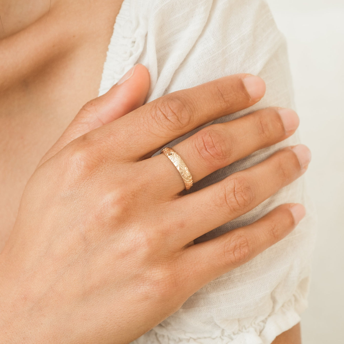 Thick Flower Band Ring | Simple & Dainty