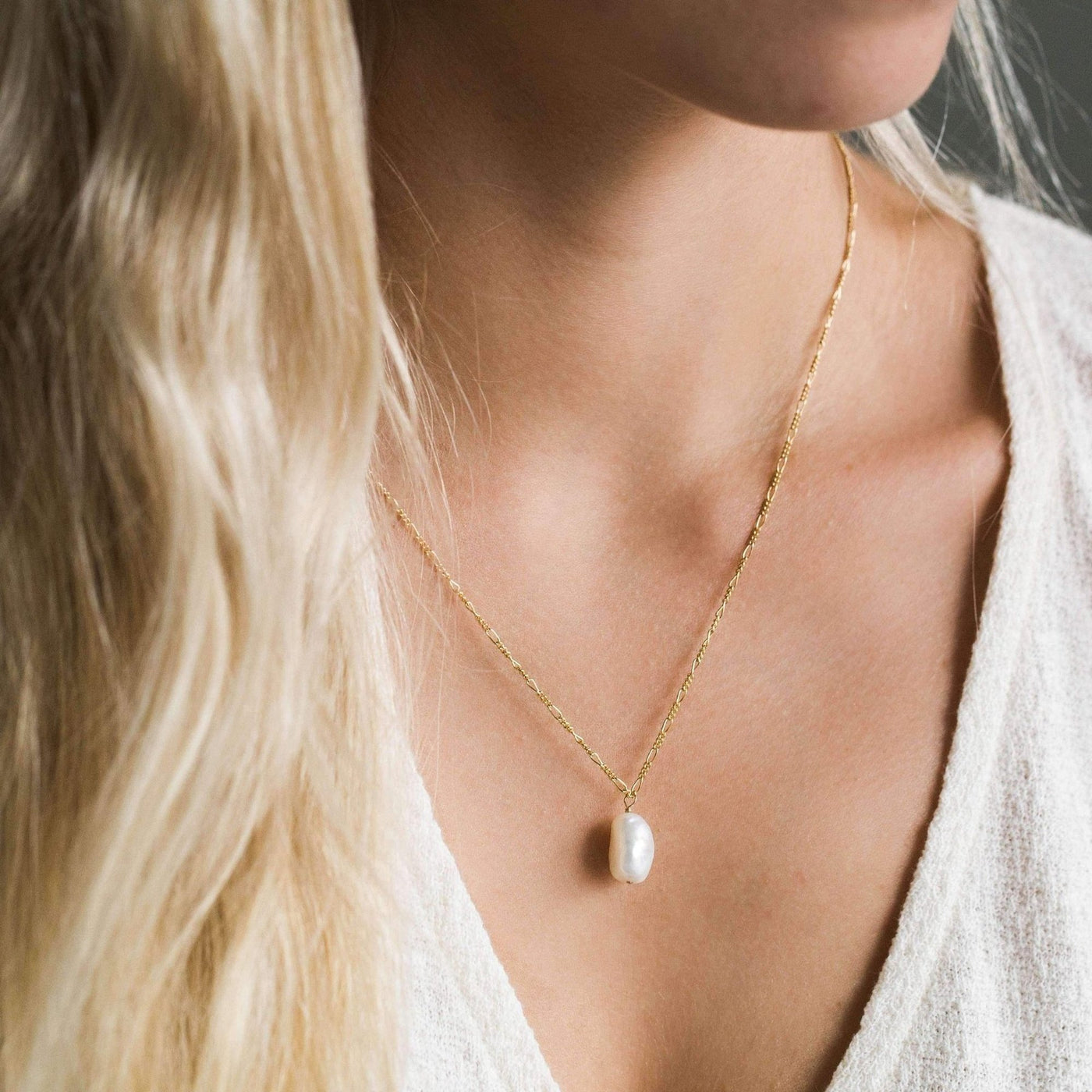 Baroque Pearl Necklace | Simple & Dainty