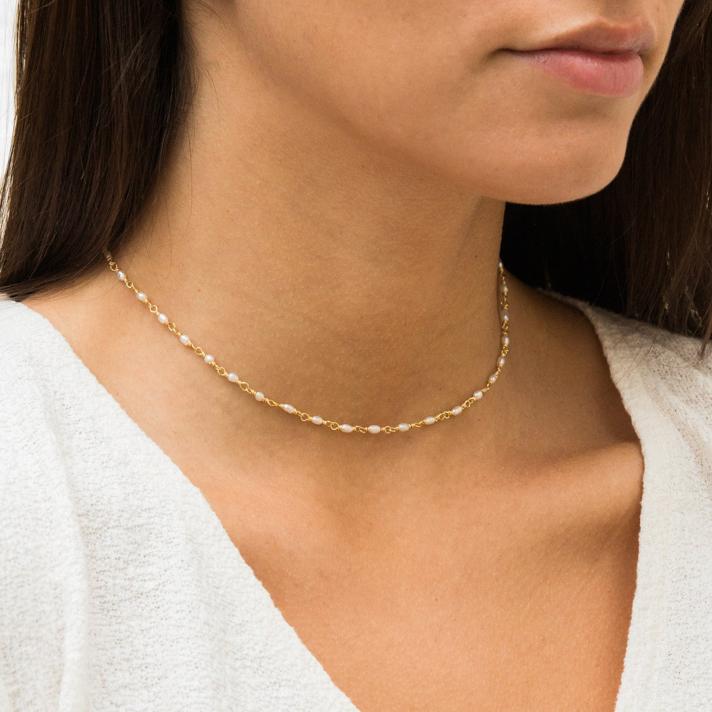 Simple White Pearl Necklace in Green Pendant - Modi Pearls
