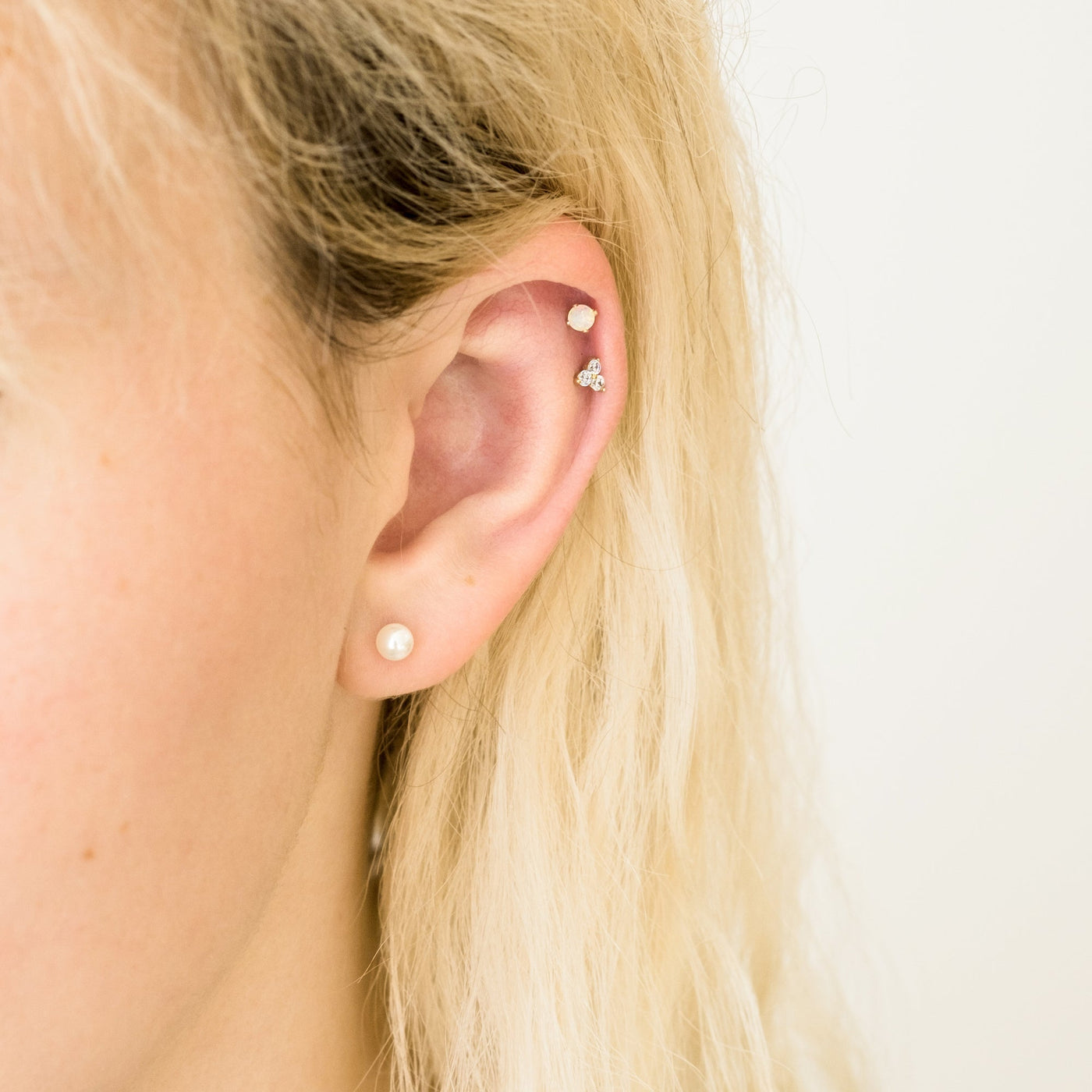 Pearl Stud Earrings | Simple & Dainty Jewelry