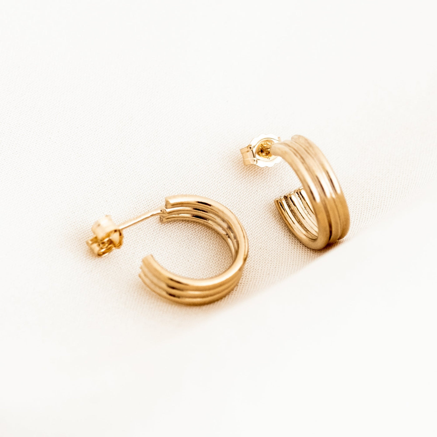 Small Chunky Triple Hoop Earrings | Simple & Dainty Jewelry